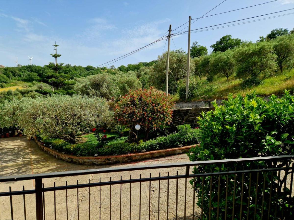 Pietra Del Colle Agriturismo Altavilla Silentina Bagian luar foto